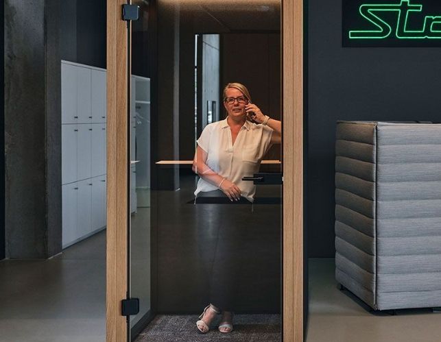 Telefonzelle im Mulitspace Büro von Streit Service & Solution in Gengenbach