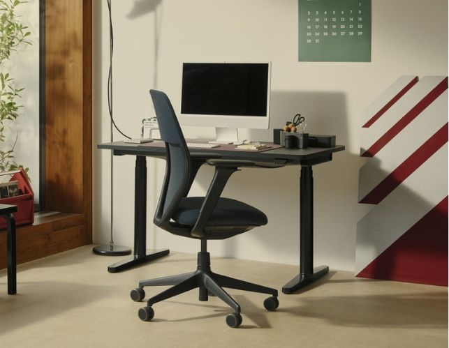 Homeoffice eingerichtet mit Vitra Möbeln