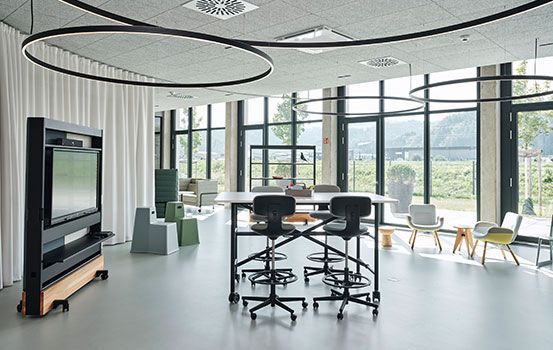 Flexibler Arbeitsbereich in der Arbeitswelt von Streit Service & Solution in Gengenbach