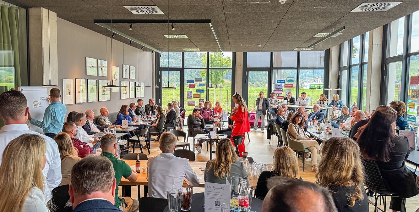 Gäste beim Event New Work KneipenTalk von Streit Service & Solution in Gengenbach