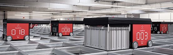 Roboter der Autostore Anlage im Logistikzentrum von Streit Service & Solution in Gengenbach