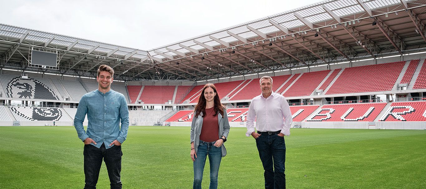 Carlo Welle , Daniela Danzeisen, Clemens Imberi im Europa-Park Stadion