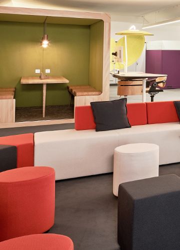 Moderne New Work Arbeitswelt von h+h
